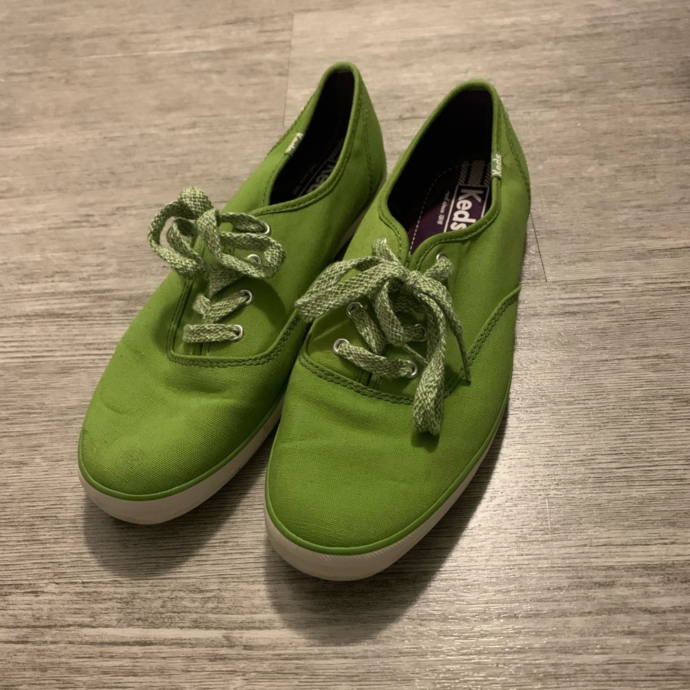 Kelly green Keds